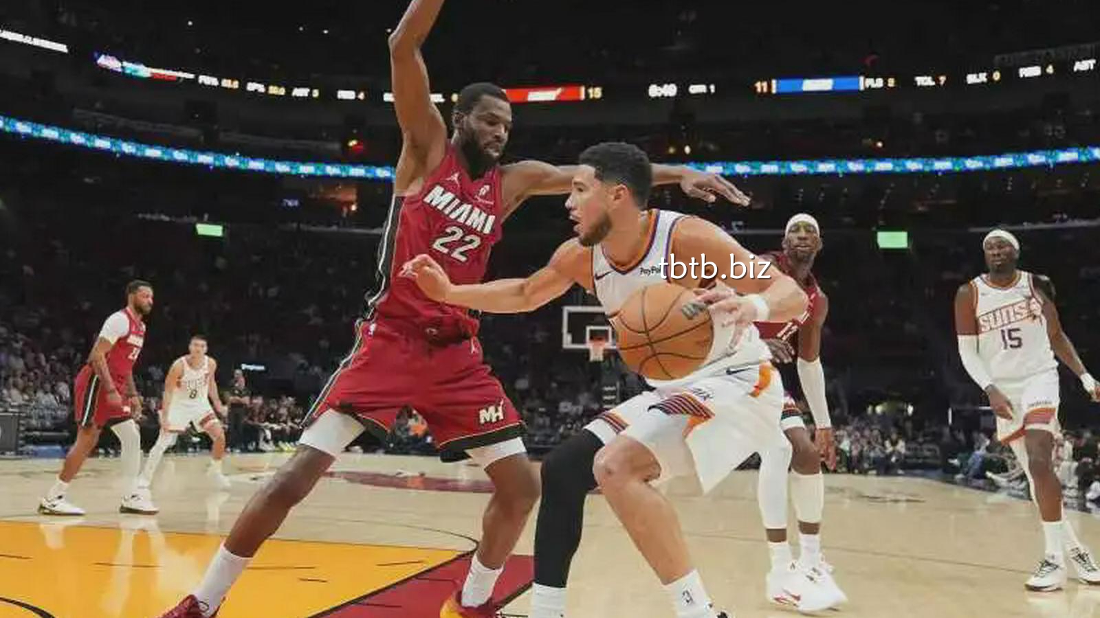 天博体育独家专栏：热火3人20+险胜太阳｜狄龙15T联盟第一 鲍威尔27分布克24+9+9