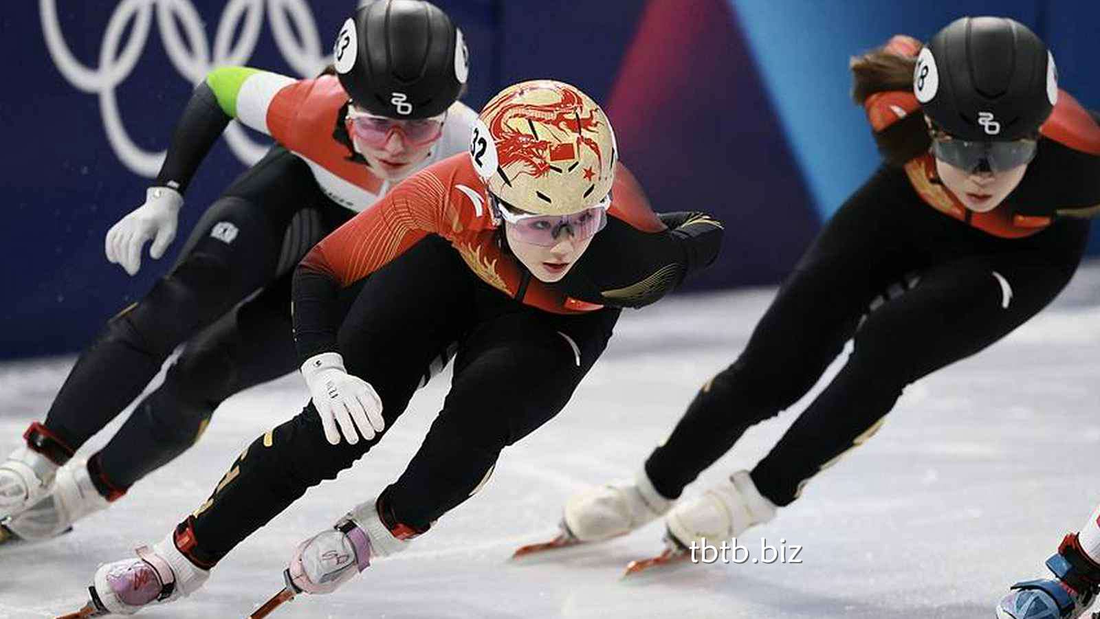 天博体育特别报道:神剧情!对手全部摔倒 杨婧茹晋级女子1500米A组决赛