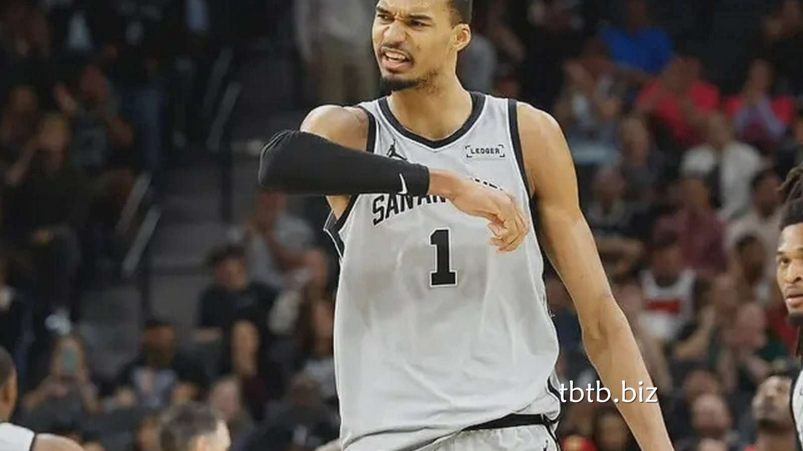 天博体育行业洞察：文班亚马豪华数据队史第3仅次于邓肯和罗宾逊 解读组织能力进步